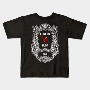 I love my mom Kids T-Shirt